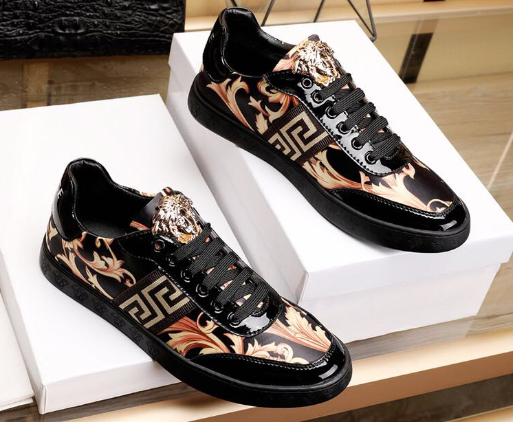 chaussure versace homme pas cher